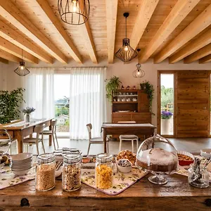 https://agriturismo-al-comarel.hotelinveneto.com
